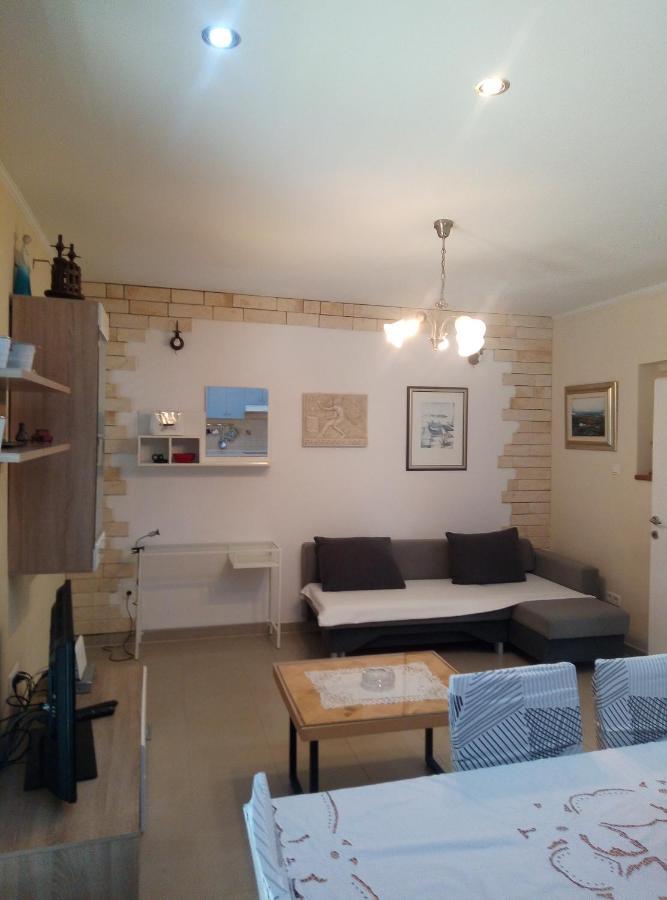 Lux Trogir Apartment Bagian luar foto