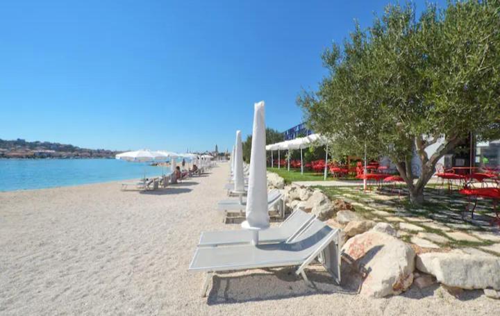 Lux Trogir Apartment Bagian luar foto